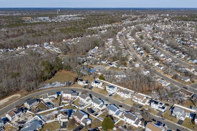 18 Cannonball Drive, Barnegat, NJ 08005