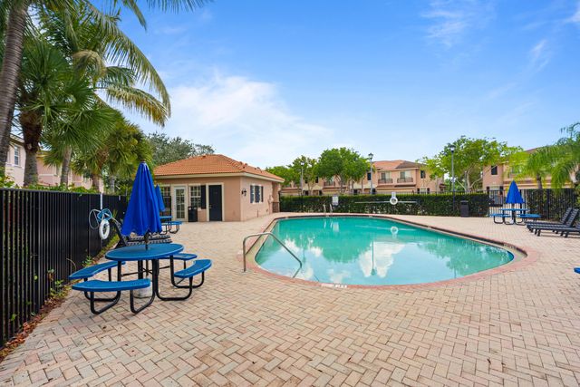 213 Las Brisas Circle, Sunrise, FL 33326