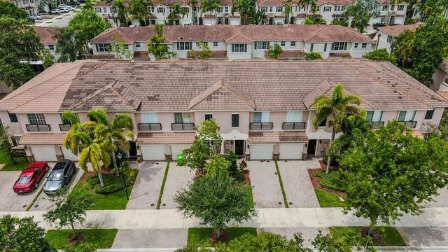 213 Las Brisas Circle, Sunrise, FL 33326