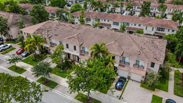 213 Las Brisas Circle, Sunrise, FL 33326