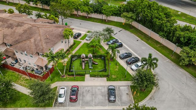 213 Las Brisas Circle, Sunrise, FL 33326