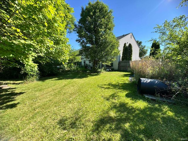 4036 Olivene Cove, New Haven, IN 46774