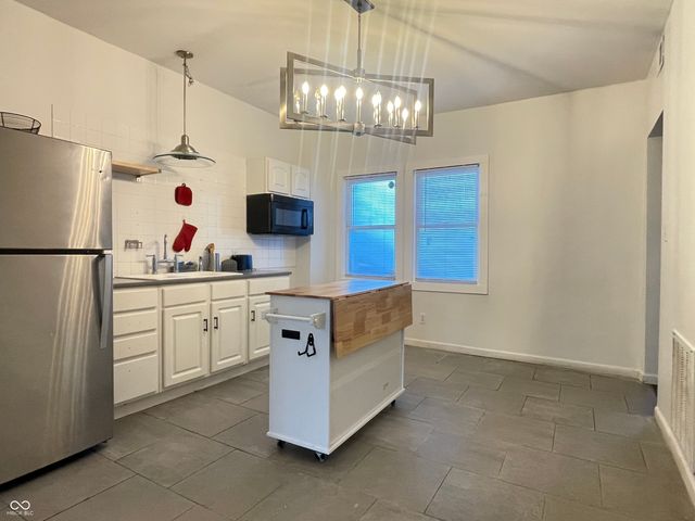 3818 Central Avenue, Indianapolis, IN 46205