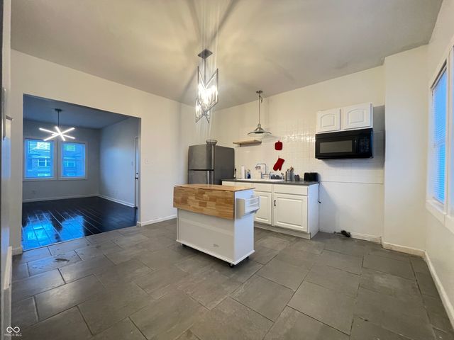 3818 Central Avenue, Indianapolis, IN 46205