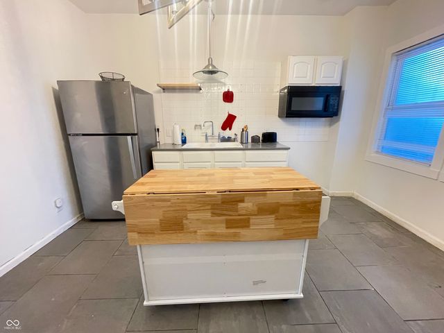 3818 Central Avenue, Indianapolis, IN 46205