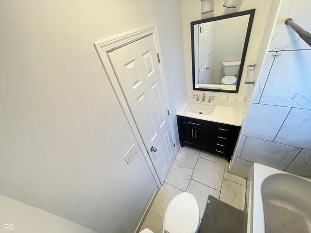 3818 Central Avenue, Indianapolis, IN 46205