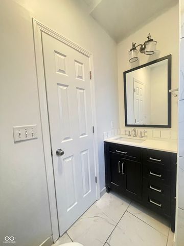 3818 Central Avenue, Indianapolis, IN 46205