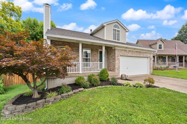 7704 Chloe Chase, Louisville, KY 40219