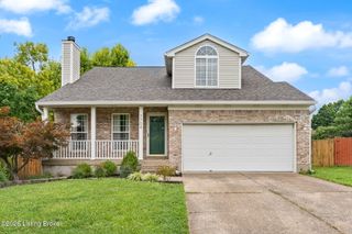 7704 Chloe Chase, Louisville, KY 40219