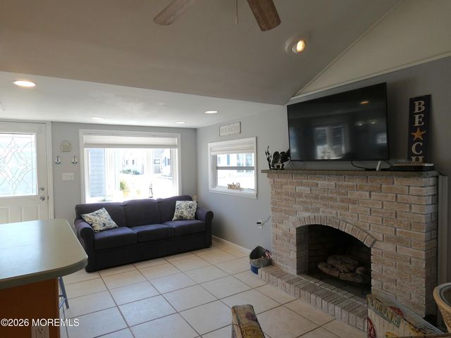 24 E Chadwick Way, Lavallette, NJ 08735