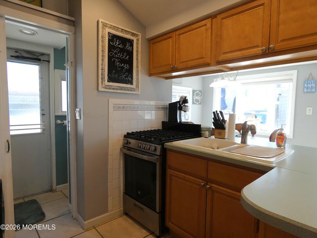 24 E Chadwick Way, Lavallette, NJ 08735