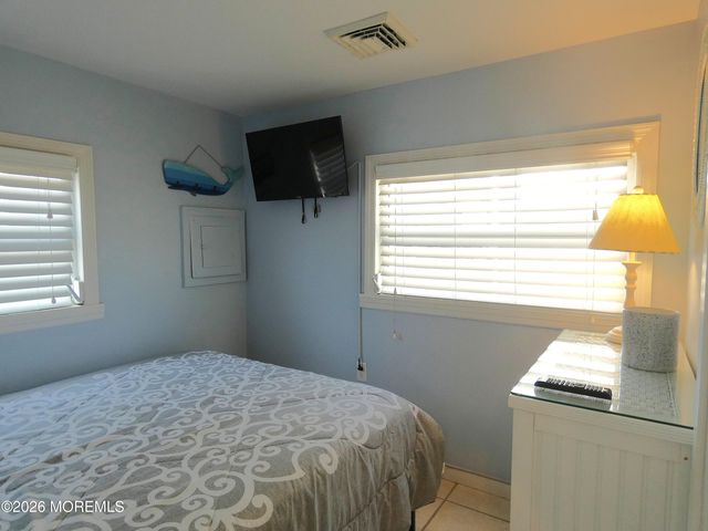 24 E Chadwick Way, Lavallette, NJ 08735
