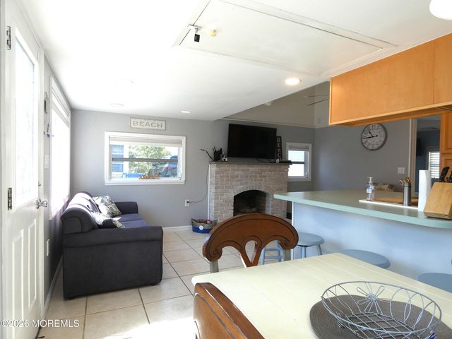 24 E Chadwick Way, Lavallette, NJ 08735