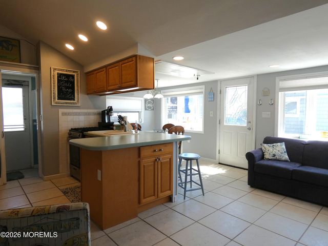 24 E Chadwick Way, Lavallette, NJ 08735