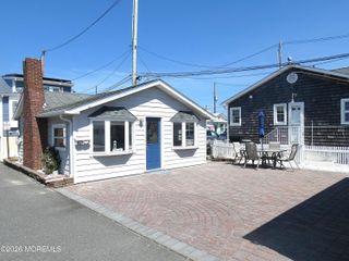 24 E Chadwick Way, Lavallette, NJ 08735