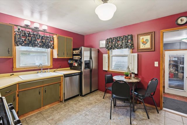 22235 N Bedford Road, Battle Creek, MI 49017