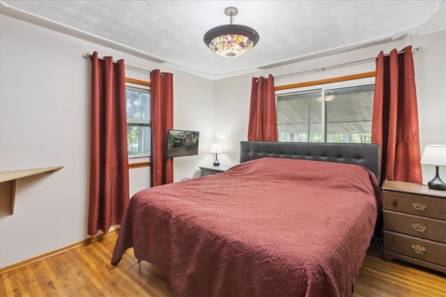 22235 N Bedford Road, Battle Creek, MI 49017