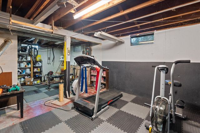 22235 N Bedford Road, Battle Creek, MI 49017