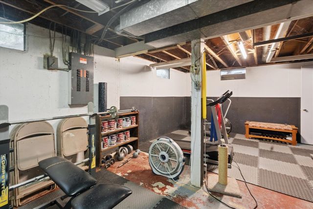 22235 N Bedford Road, Battle Creek, MI 49017