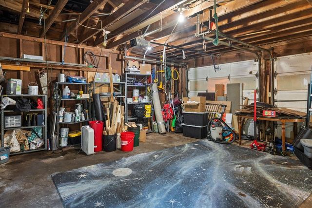 22235 N Bedford Road, Battle Creek, MI 49017