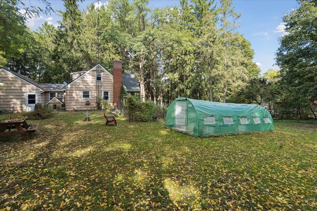 22235 N Bedford Road, Battle Creek, MI 49017