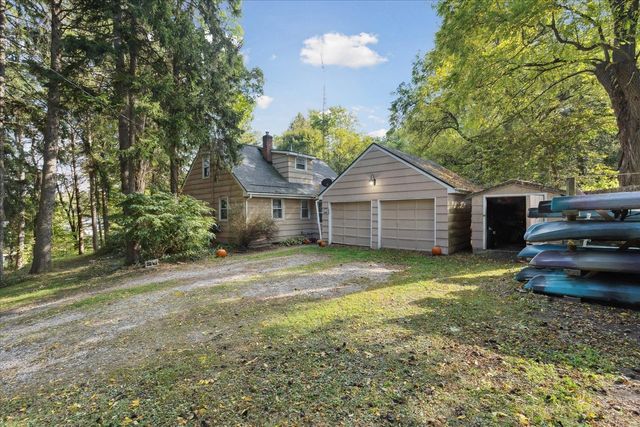 22235 N Bedford Road, Battle Creek, MI 49017