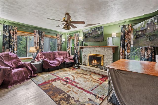 22235 N Bedford Road, Battle Creek, MI 49017