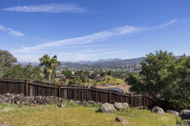 1820 Grove Road, El Cajon, CA 92020