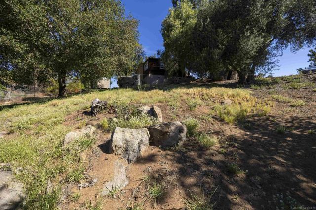 1820 Grove Road, El Cajon, CA 92020