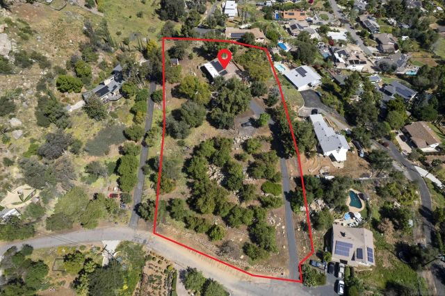 1820 Grove Road, El Cajon, CA 92020