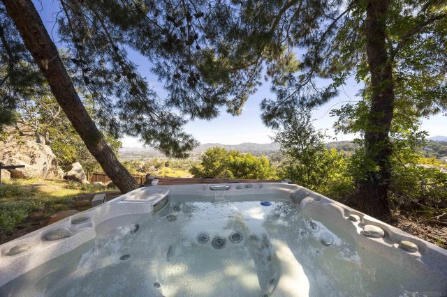 1820 Grove Road, El Cajon, CA 92020