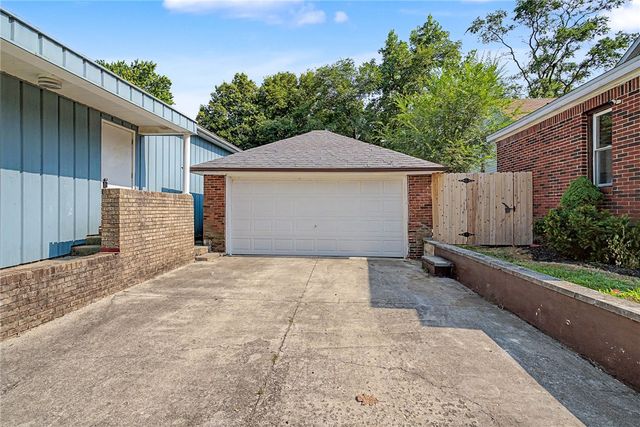 601 N Light Street, Springfield, OH 45504