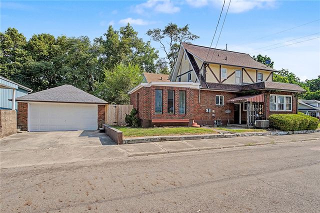 601 N Light Street, Springfield, OH 45504