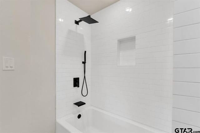 2425 Oak Ln, Tyler, TX 75701