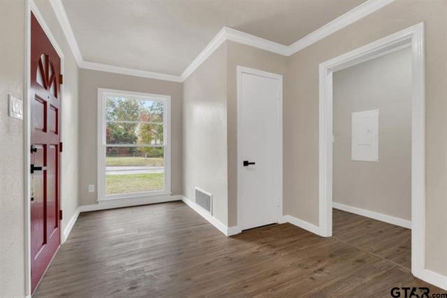 2425 Oak Ln, Tyler, TX 75701