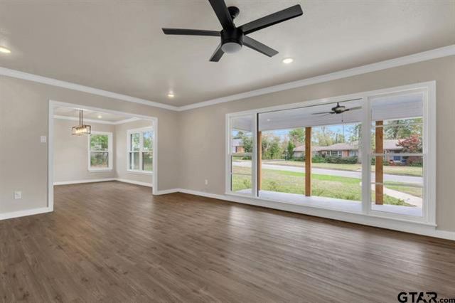 2425 Oak Ln, Tyler, TX 75701