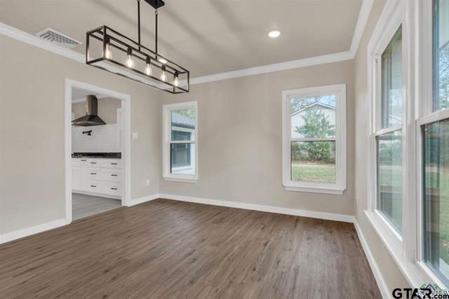 2425 Oak Ln, Tyler, TX 75701