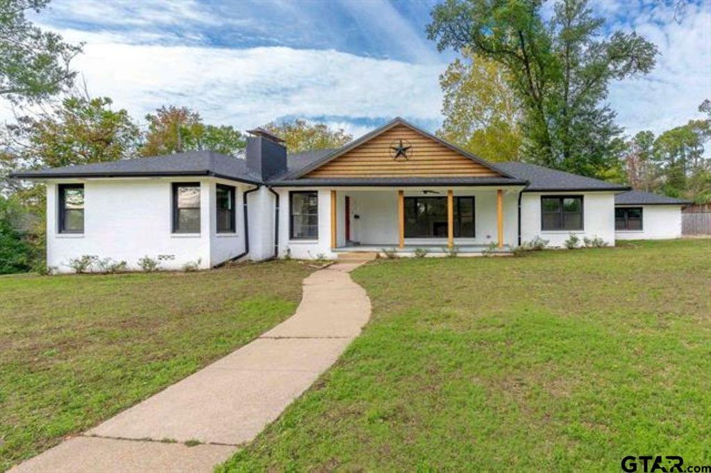 2425 Oak Ln, Tyler, TX 75701