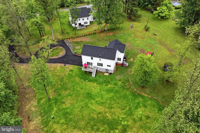 120 IVY MILLS RD, Glen Mills, PA 19342