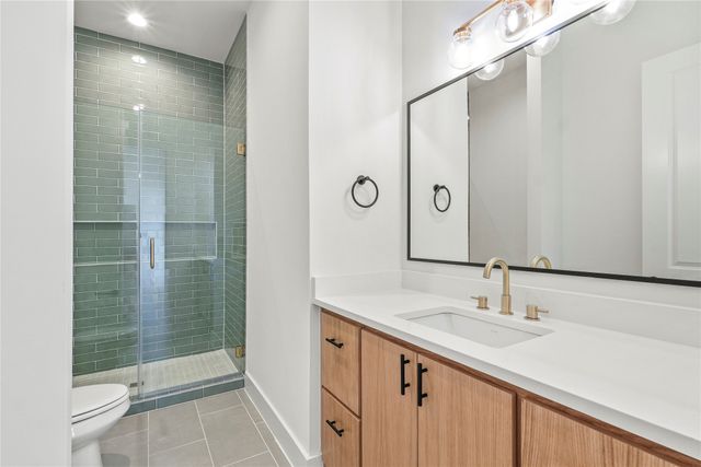 1222 Gannon Lane, Desoto, TX 75115