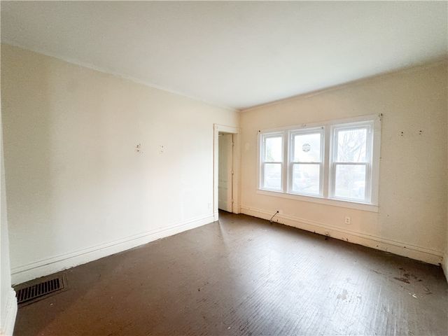 15 De Jonge Street, Rochester, NY 14621