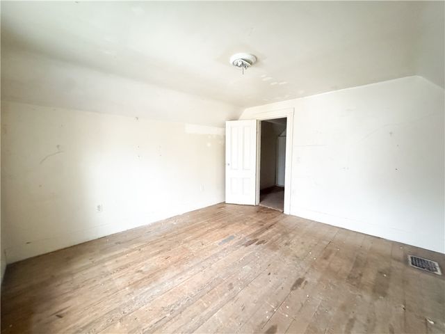 15 De Jonge Street, Rochester, NY 14621