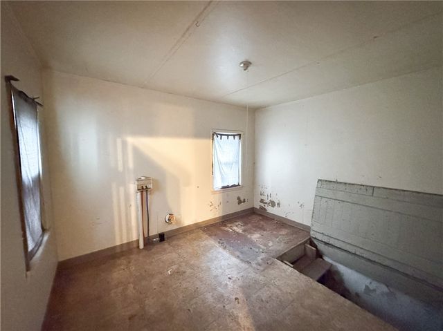 15 De Jonge Street, Rochester, NY 14621