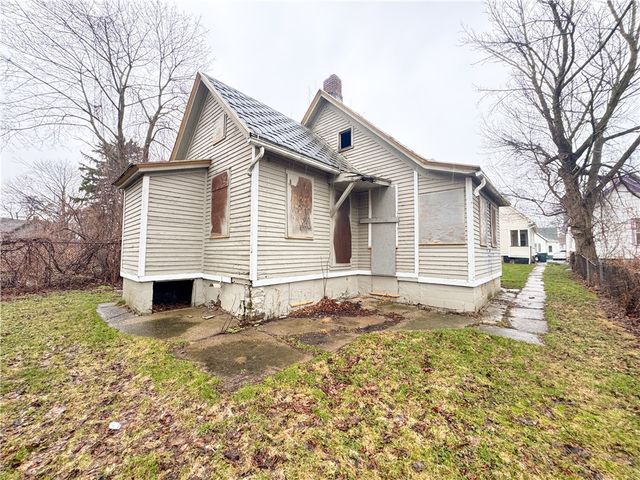 15 De Jonge Street, Rochester, NY 14621