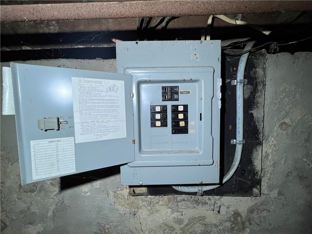 15 De Jonge Street, Rochester, NY 14621