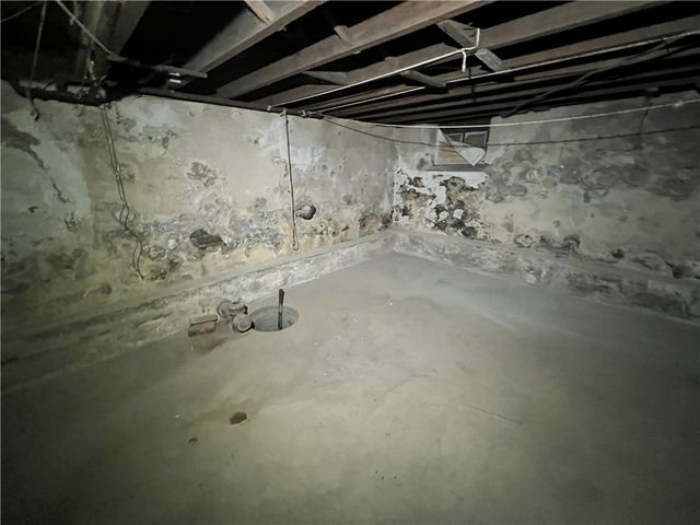 15 De Jonge Street, Rochester, NY 14621