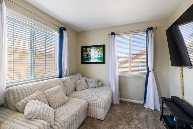 562 Ranger St, Oakdale, CA 95361