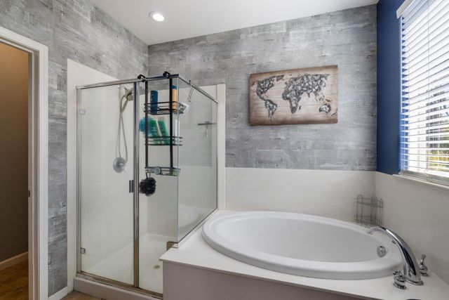 562 Ranger St, Oakdale, CA 95361