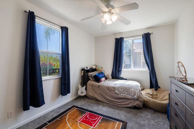 562 Ranger St, Oakdale, CA 95361