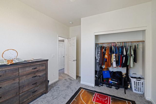 562 Ranger St, Oakdale, CA 95361